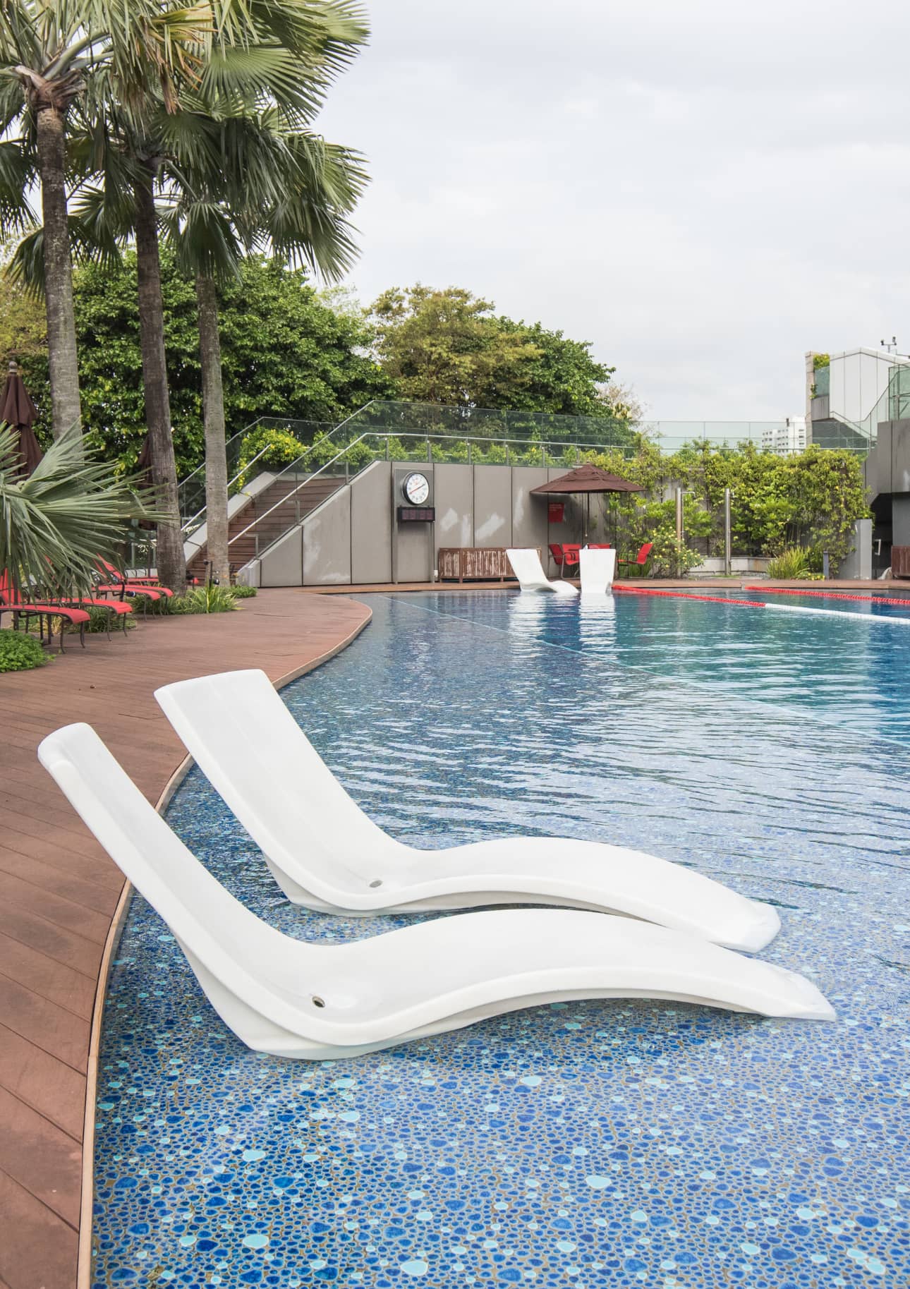 Swimming Pool_Free Experience